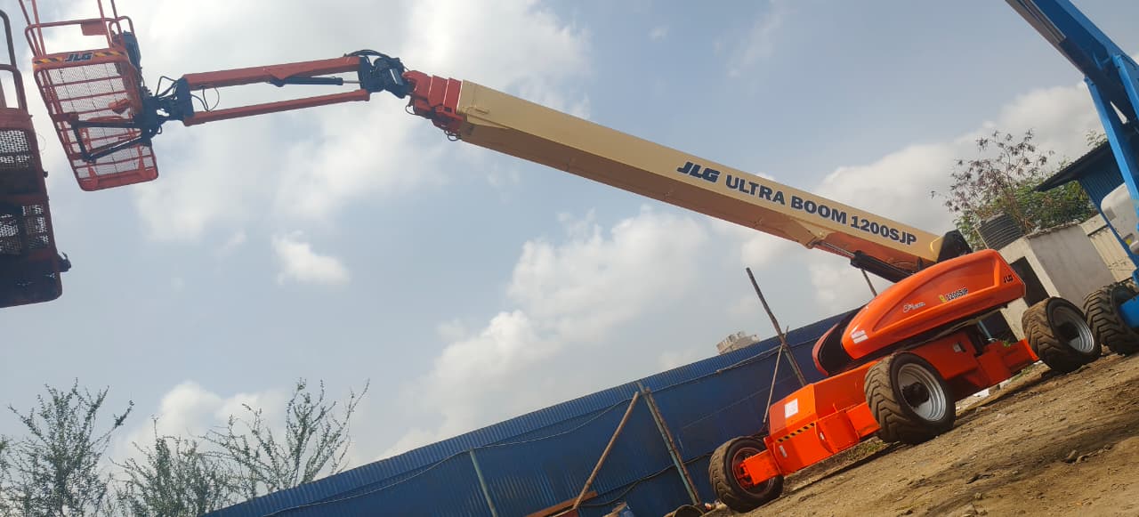 Telescopic Boom Lift - View 2